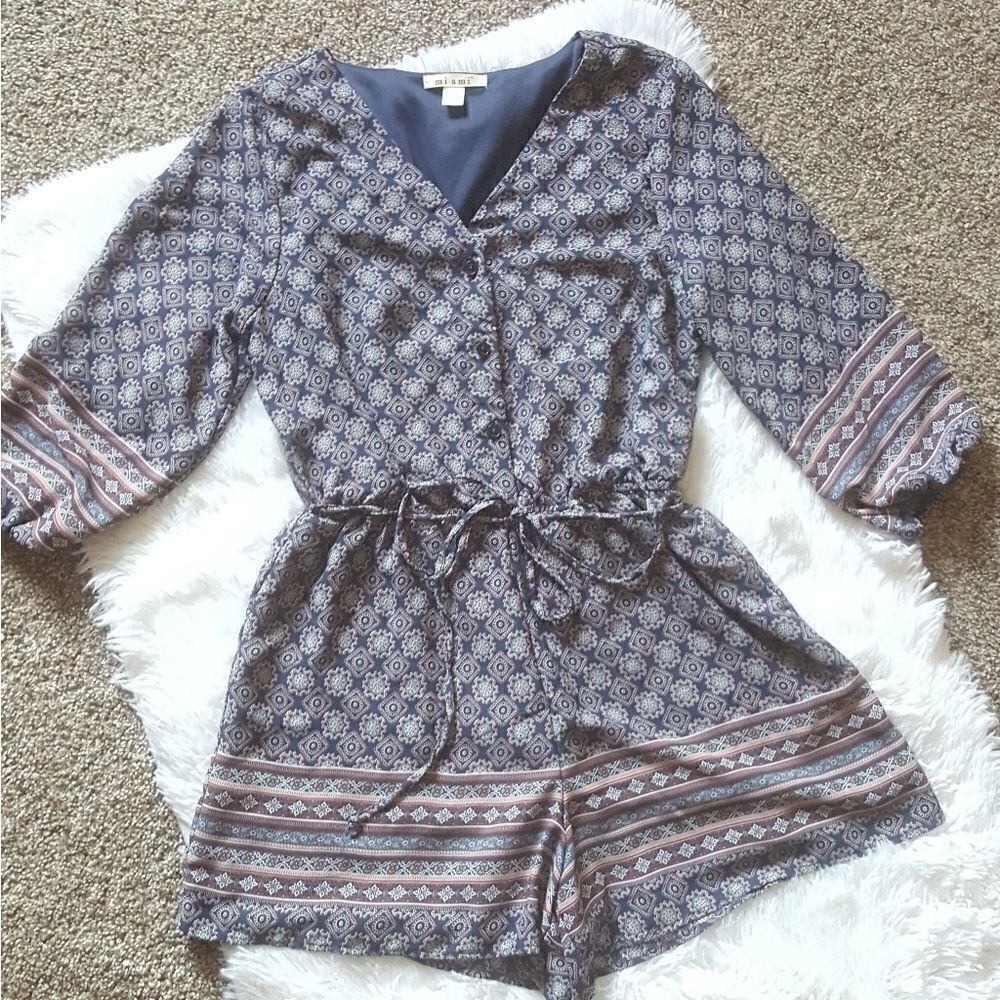 Miami Blue Shorts Romper Jumper Size XS‎